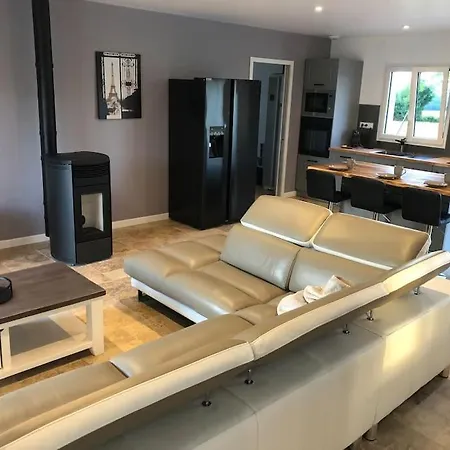 Calme Sans Voisins, Jacuzzi بيت للعطل