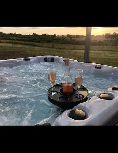 펜션 Calme Sans Voisins, Jacuzzi