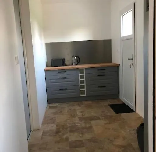 Дом отдыха Calme Sans Voisins, Jacuzzi *