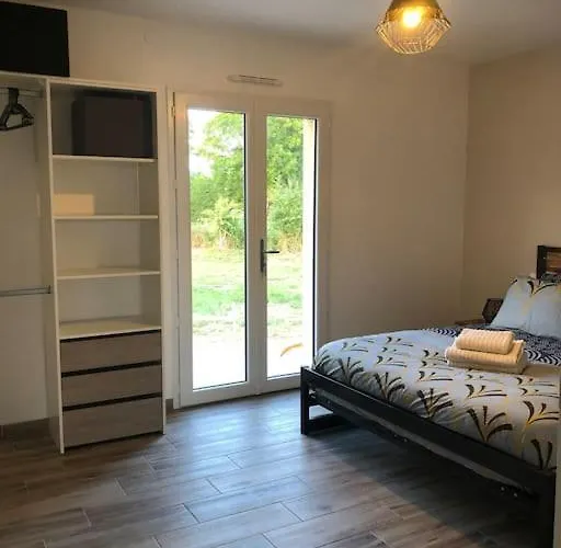 Calme Sans Voisins, Jacuzzi * Le Menil-Vicomte